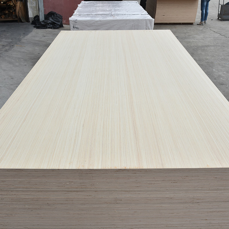 Legno compensato di betulla pieno di grado BB/BB 12/15/18 mm per la lavorazione a stampo nell'industria della stampa di imballaggi