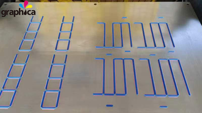 White Locator 2024 Matrice grafica di creasing basata su PVC per materiali di stampa a taglio stampato