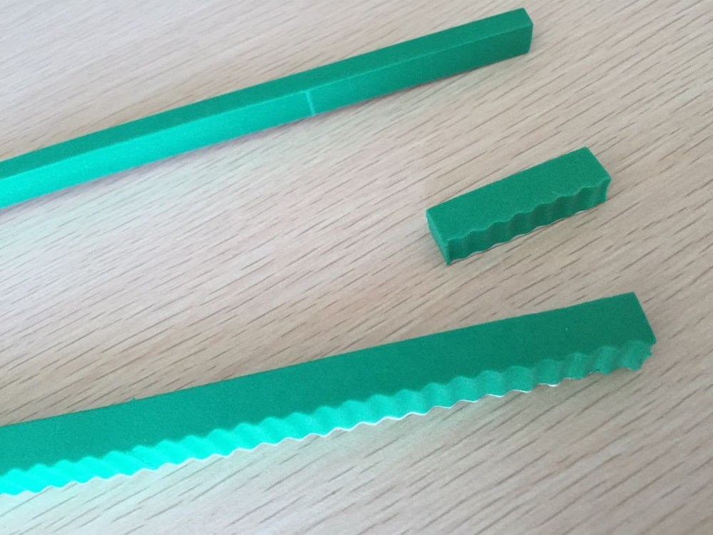 60 Ejezione a stampo di lamiera di gomma per la produzione di stampi per taglio e dimensioni 8x8x300x380mm