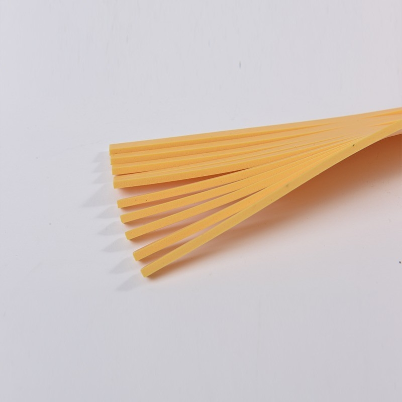 Alta elasticità giallo 8 mm taglio a stampo di espulsione spugna di gomma slot di gomma piatto di compensato di acciaio regola di taglio a stampo