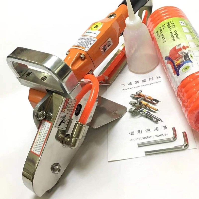 Compressore semiautomatico per la rimozione dei rifiuti di cartone di carta ondulata