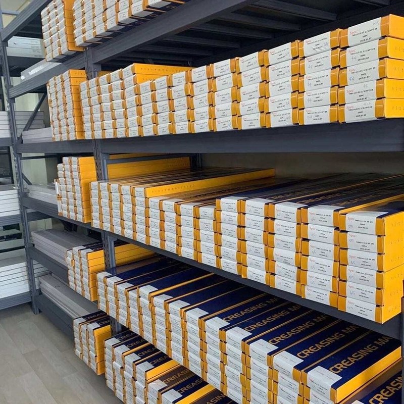 Altezza del canale 0,8 mm Macchina di taglio di matrice di creatura di plastica GRB0,8 * 2,5 mm per taglio a stampo