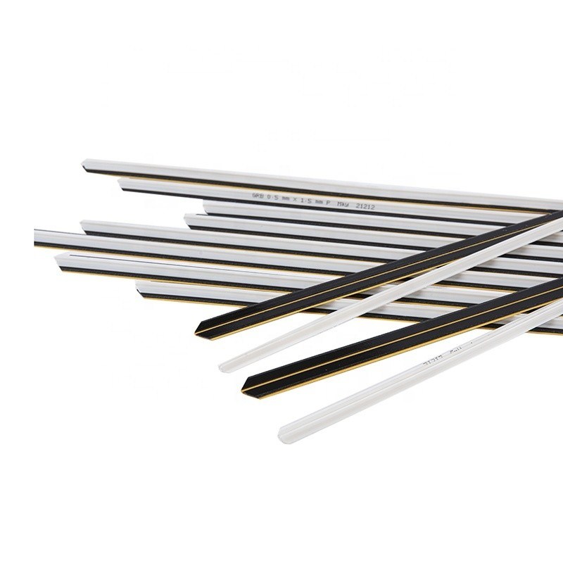 Matrice a base nera inversa e perfetta per la fabbricazione di scatole di cartone ondulato