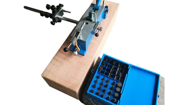 Macchina di piegatura a regola di acciaio facile da usare a mano per piegatura CNC Peso netto 43 kg