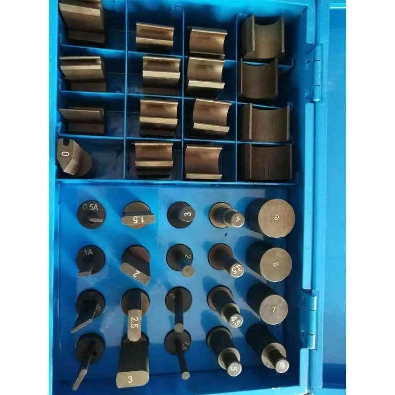 Legatore manuale di taglio a striscia di acciaio BJH-201 Anno 2022 e altezza massima della regola 26 mm