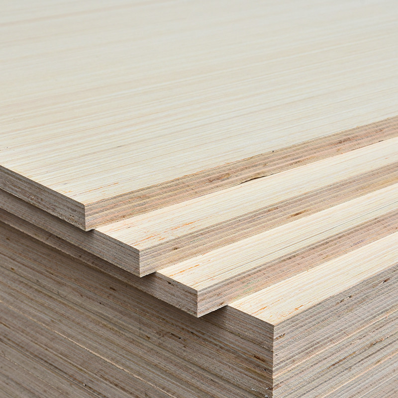 Prodotto di legno compensato 12-18 mm a film piatto per il taglio a laser industriale