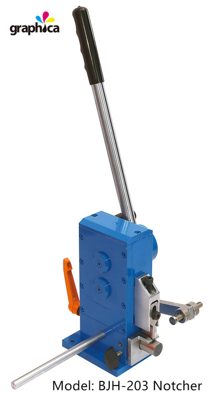 32 kgs Peso netto Regola di taglio in acciaio Regola manuale in acciaio Piegatrice per l'Europa Tabella